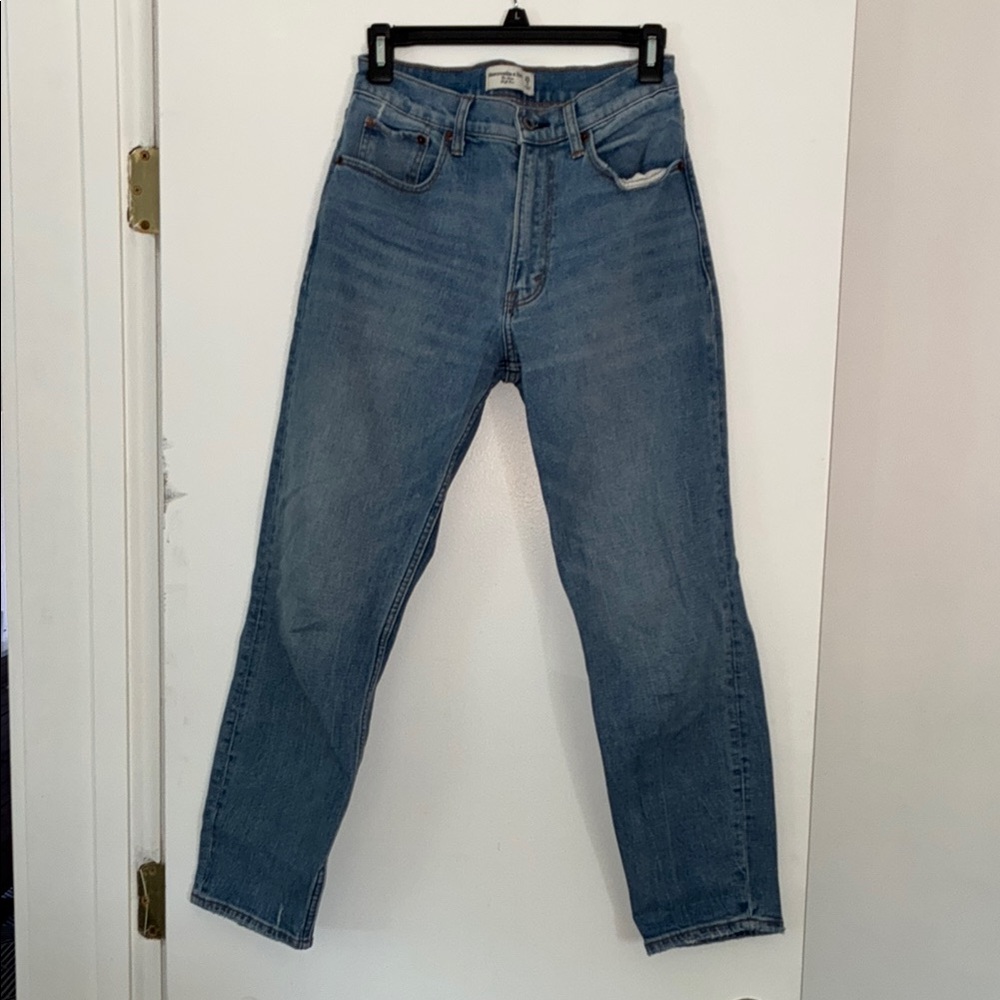 Abercrombie & Fitch The Mom High Rise Size 25 / 0